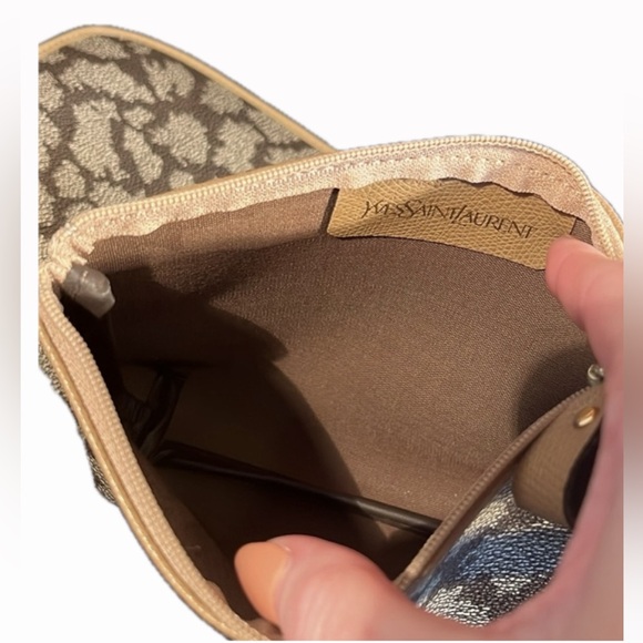YSL Clutch and Cosmetic bag Bundle ✨ - Picture 9 of 11